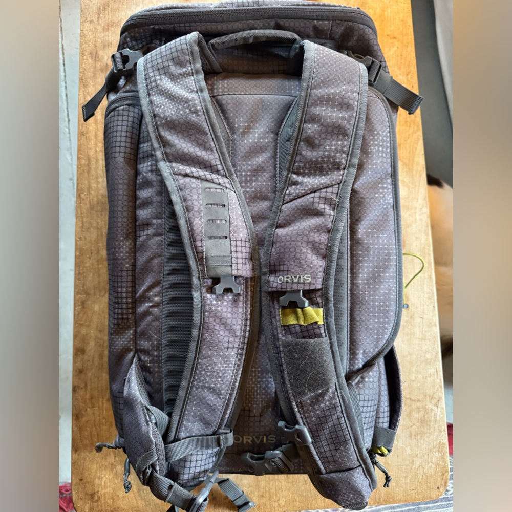 Orvis BugOut Backpack Steel Camo - Picture 3 of 10